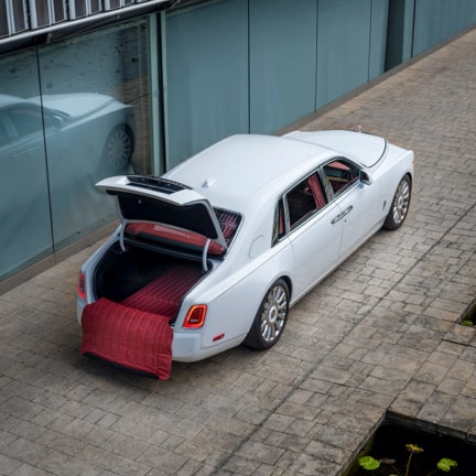 <p>The perfect item to provide additional protection for Rolls-Royce vehicles when loading and unloading items from the boot. Easy to stow away and compatible with the All-Weather Boot Mat, it perfectly fits around the rear bumper.</p>
<p>Simple to install and take down; once used it can be rolled away neatly and placed within the boot space for future use. Available in 5 sumptuous leather colour options.</p>