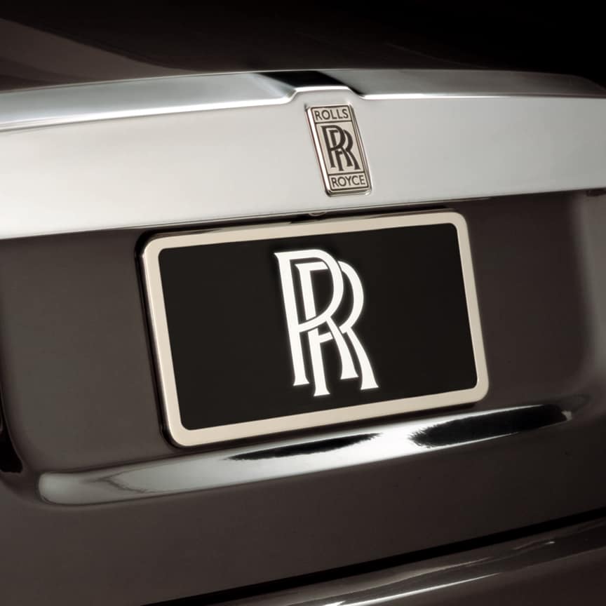 <p>A sophisticated finishing touch, designed to fit front standard number plates and US standard number plates.</p>