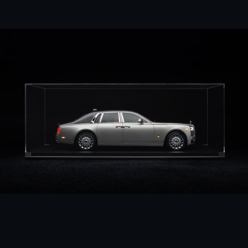 <p>Just as your Rolls-Royce Phantom has a unique and iconic presence, so too do our elegant 1:8 scale models of the range invoke an unmistakable aura. Assembled with thousands of minute components, this Rolls-Royce Phantom is the pinnacle of model reproduction. The result of years of development – with the designers and engineers of our motor cars assisting in its creation – it captures the perfectionism of the marque in miniature form.<br>
<br>
Hand-finished with the same paint that adorns your own Rolls-Royce Phantom, each model undergoes a scrupulous inspection to ensure superior standards. Only then may it qualify for the iconic Rolls-Royce badge.<br>
<br>
Choose a replica of your bespoke Rolls-Royce Phantom – or opt for an alternative specification. Either way, the range of 1:8 scale models offers a symbolic enhancement of your Rolls-Royce collection.</p>