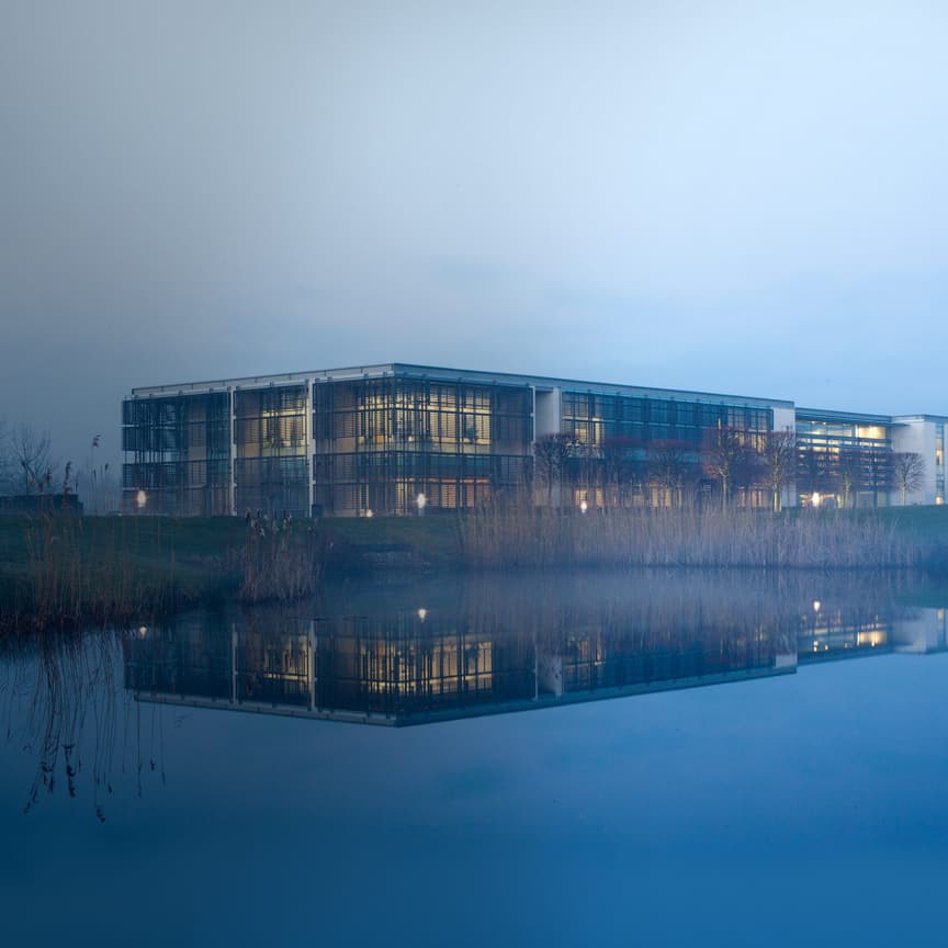 欢迎来到劳斯莱斯汽车之家，了解建筑设计、环境保护和超越美学设计的伟大之处。