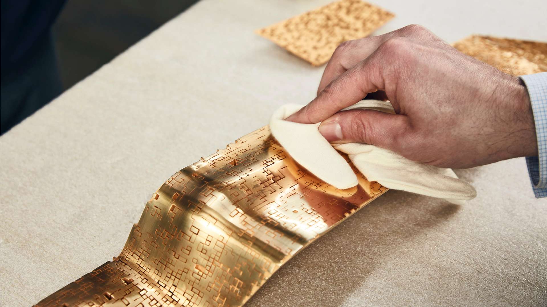 A close up of Digital Soul, a Bespoke Phantom Gallery artwork created using 3D printing and 24k plated gold