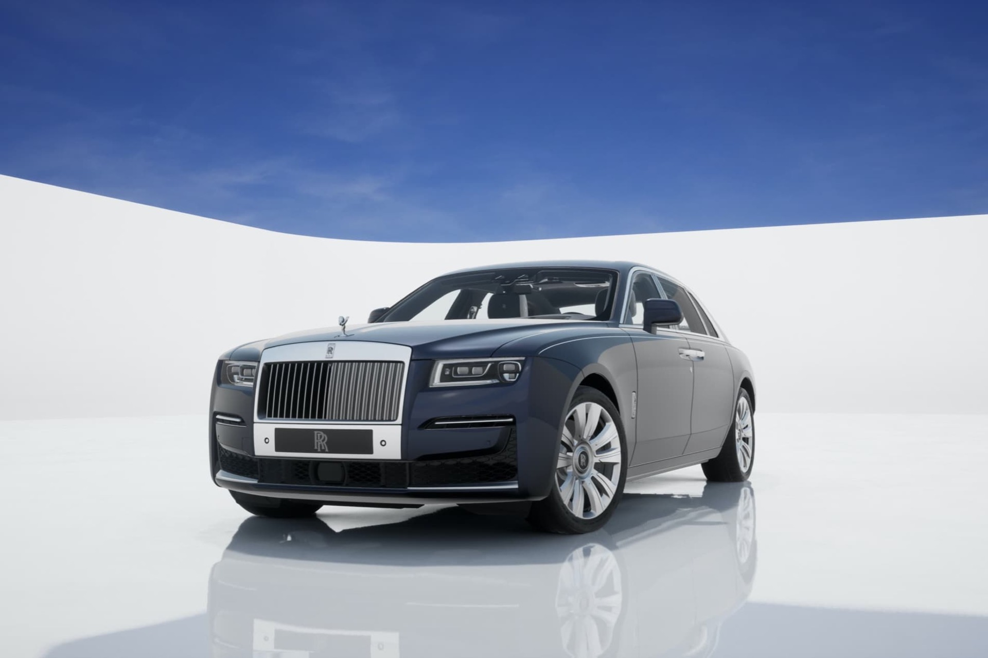 3/4 front exterior of stationary Rolls-Royce Ghost Extended motor car