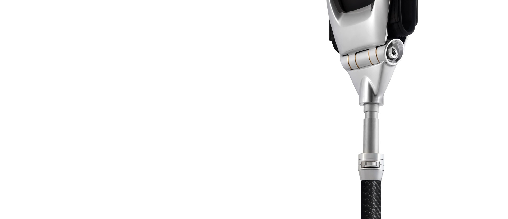 The Rolls-Royce Pursuit Seat offers effortless seat height adjustment at the touch of a button