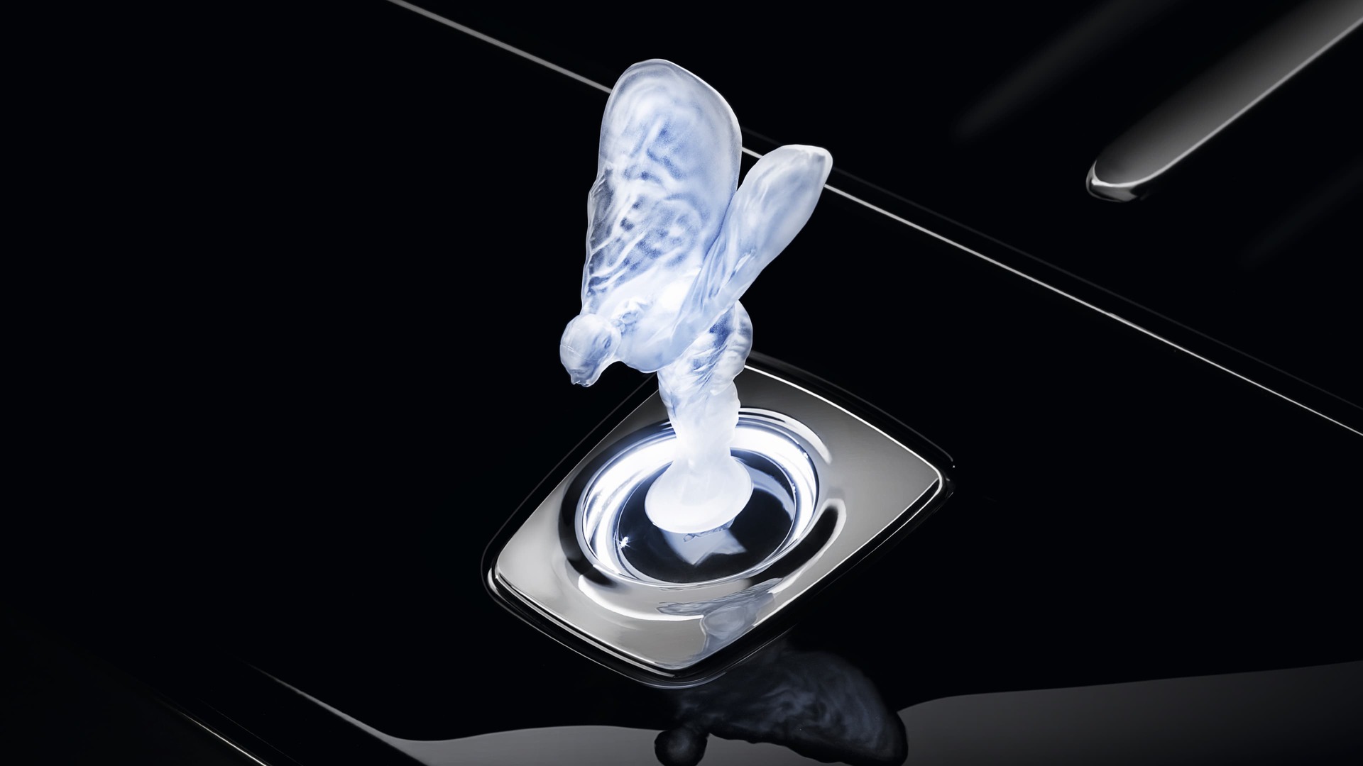 Illuminated Spirit of Ecstasy in frosted finish on Rolls-Royce motor car