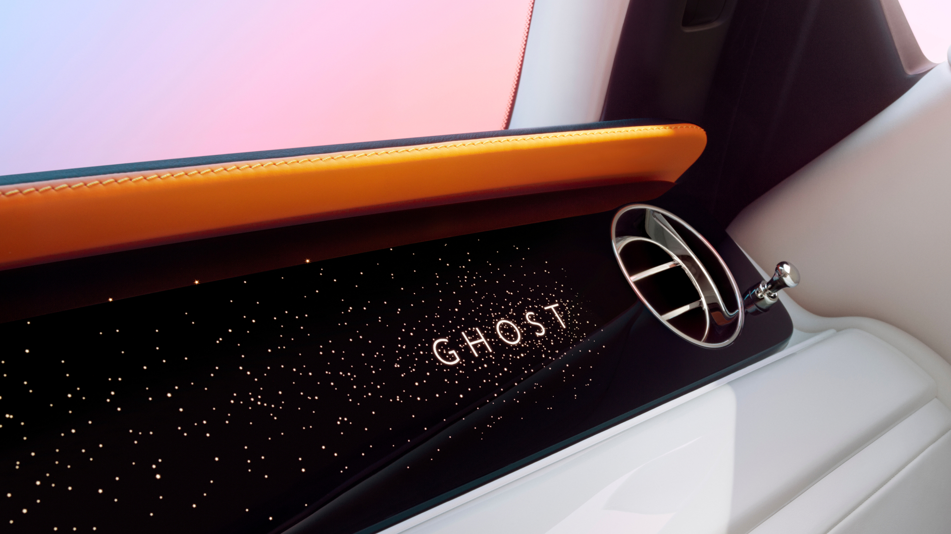 The fascia found in the front interior of a Rolls-Royce Ghost